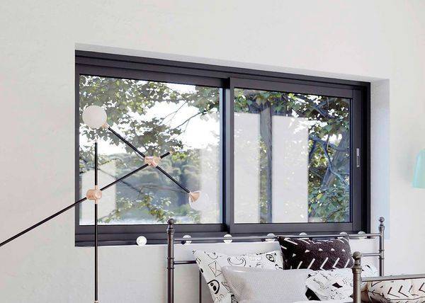 discover the many advantages of double glazing, an effective solution for improving the thermal and acoustic insulation of your home, reducing your energy bills and enjoying optimal comfort all year round.