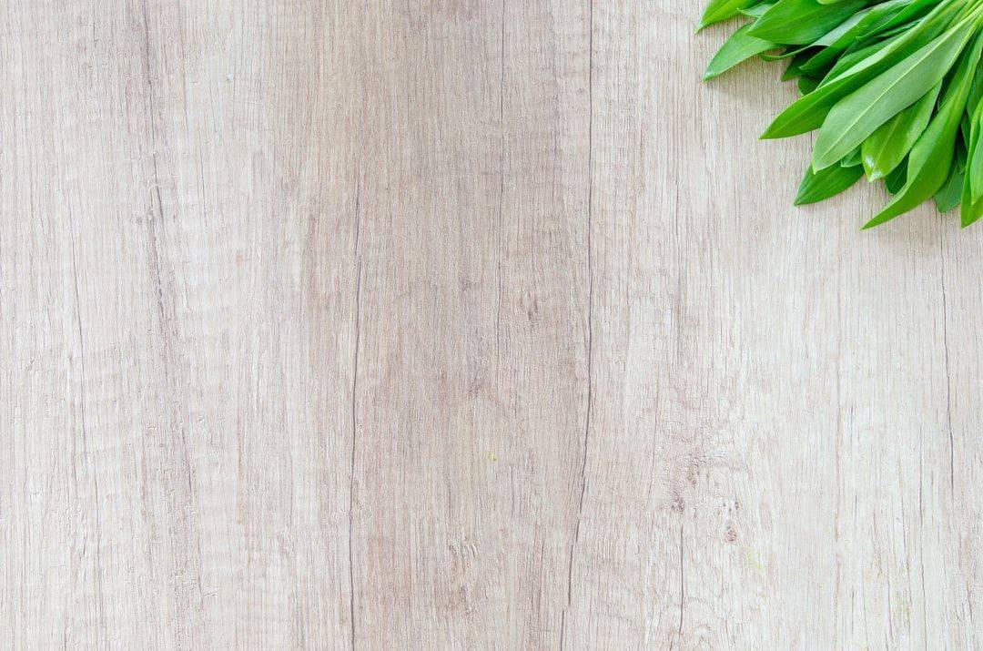 découvrez les avantages et inconvénients des fenêtres en pvc et en bois. comparez leur durabilité, leur esthétique et leur performance énergétique pour faire le meilleur choix pour votre maison.